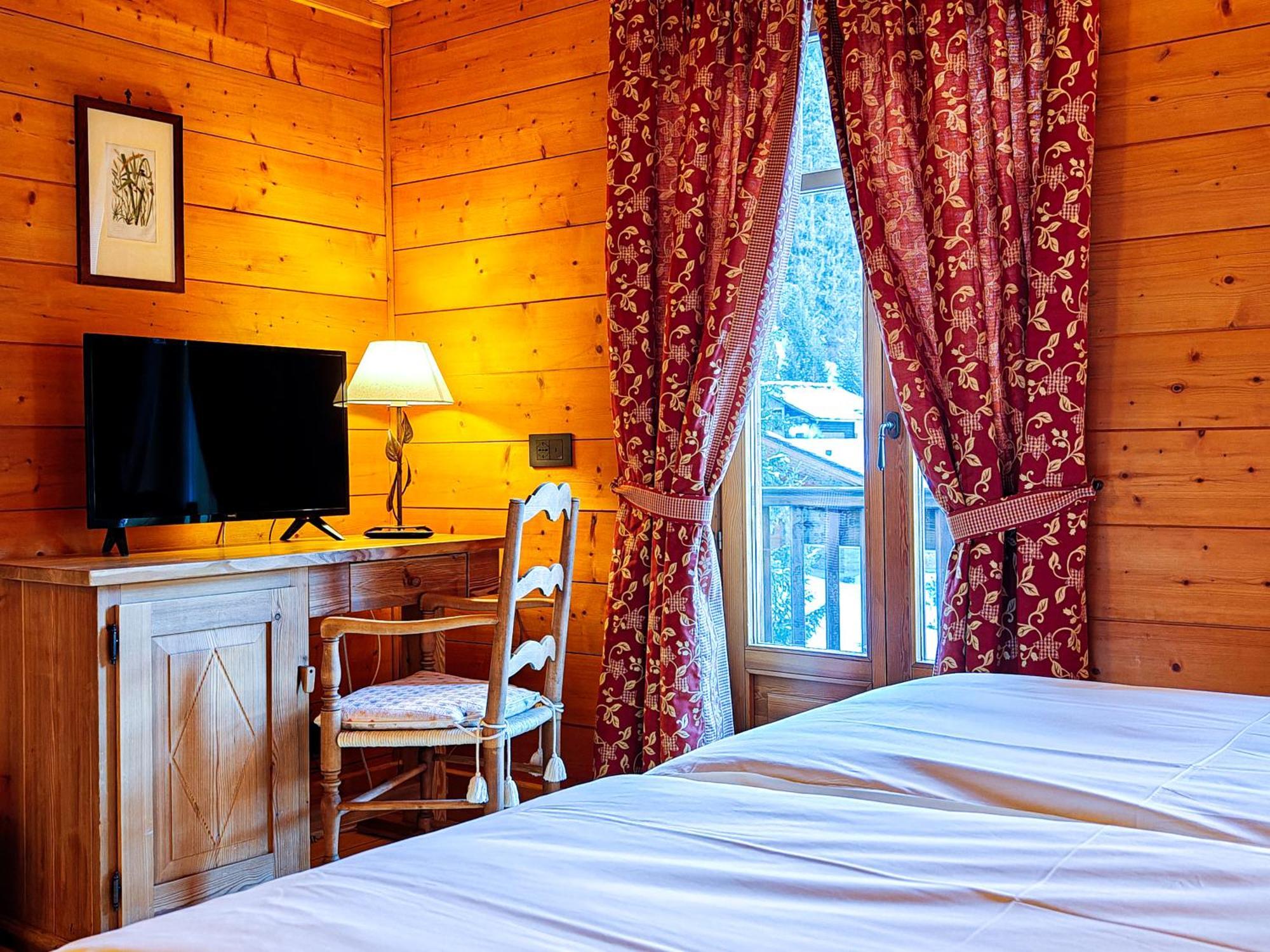 Hotel Breithorn Камполук Экстерьер фото